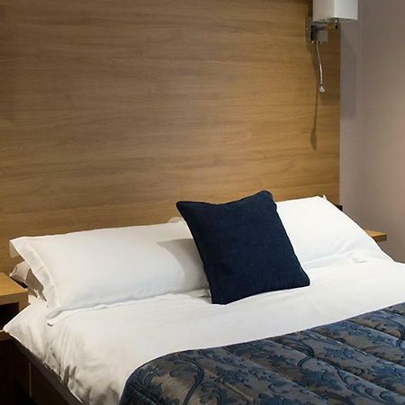 Hotel Five Mile Oksford Zewnętrze zdjęcie